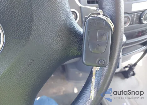 2015 Mercedes-Benz Sprinter 2500 High Roof из США, поврежденный, VIN WD3PE8DB8FP124943